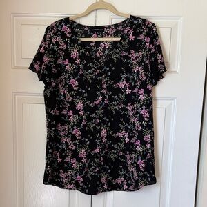 Chic Floral Women's Blouse in Black and Pink